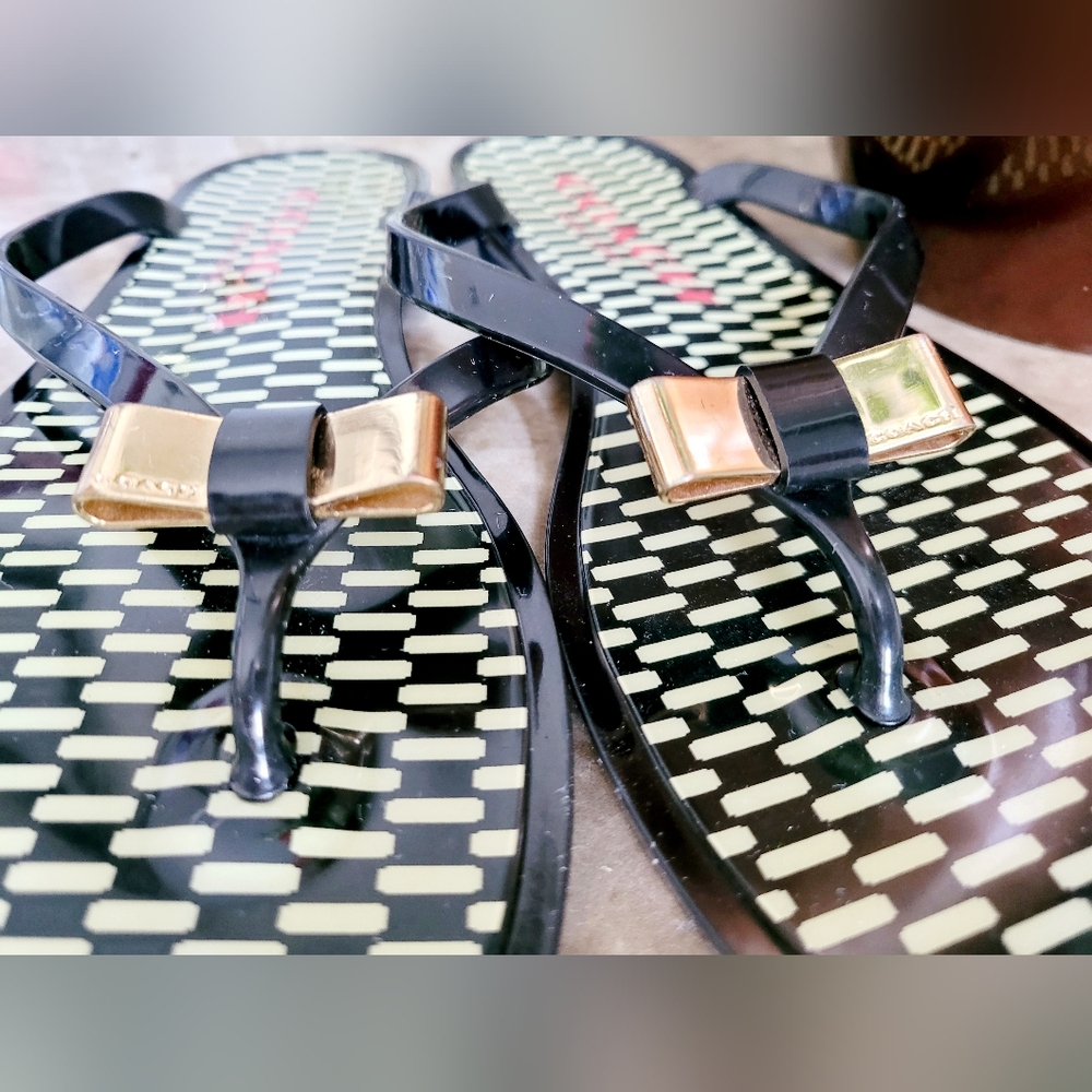 Coach Landon Women Patterned Jelly Thong Flip Flops Black/Ivory Logo Bow US 8.5 - Picture 13 of 16